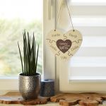 Dřevěná dekorace - Rodinné srdce