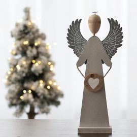 Dekorační dřevěný anděl s kovovými křídly