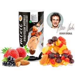 Proteinové müsli Adama Ondry s ovocem